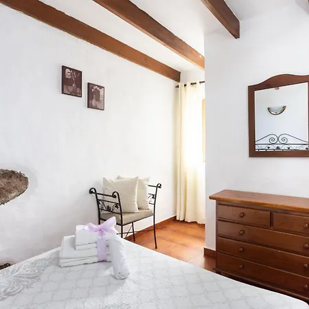 Charming Casa Nina El Pinar, Terrace 펜션 *